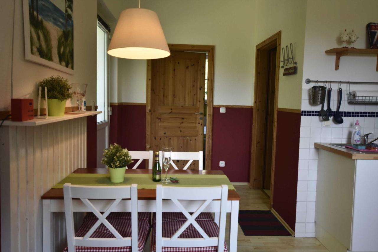 Ferienwohnung Og Im Roten Haus Am Ostsee Radweg Ovs 103 Blowatz ภายนอก รูปภาพ